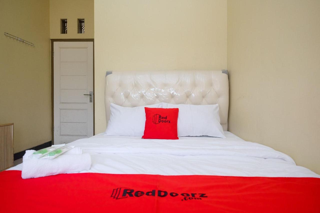 Reddoorz Syariah Near Taman Rekreasi Kalianget Wonosobo Hotell Exteriör bild